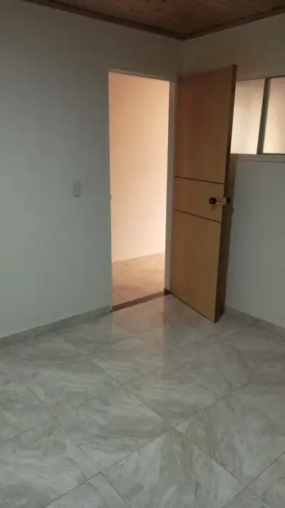Apartamento en arriendo en Bogotá - foto 2