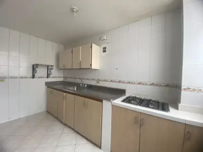 Apartamento en arriendo en Medellin - foto 2