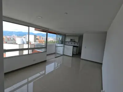 Apartamento en arriendo en Medellin - foto 2